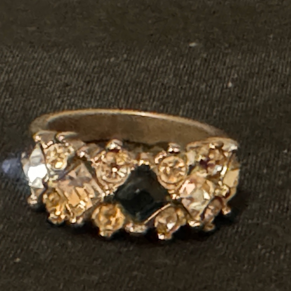 18k tapas ring